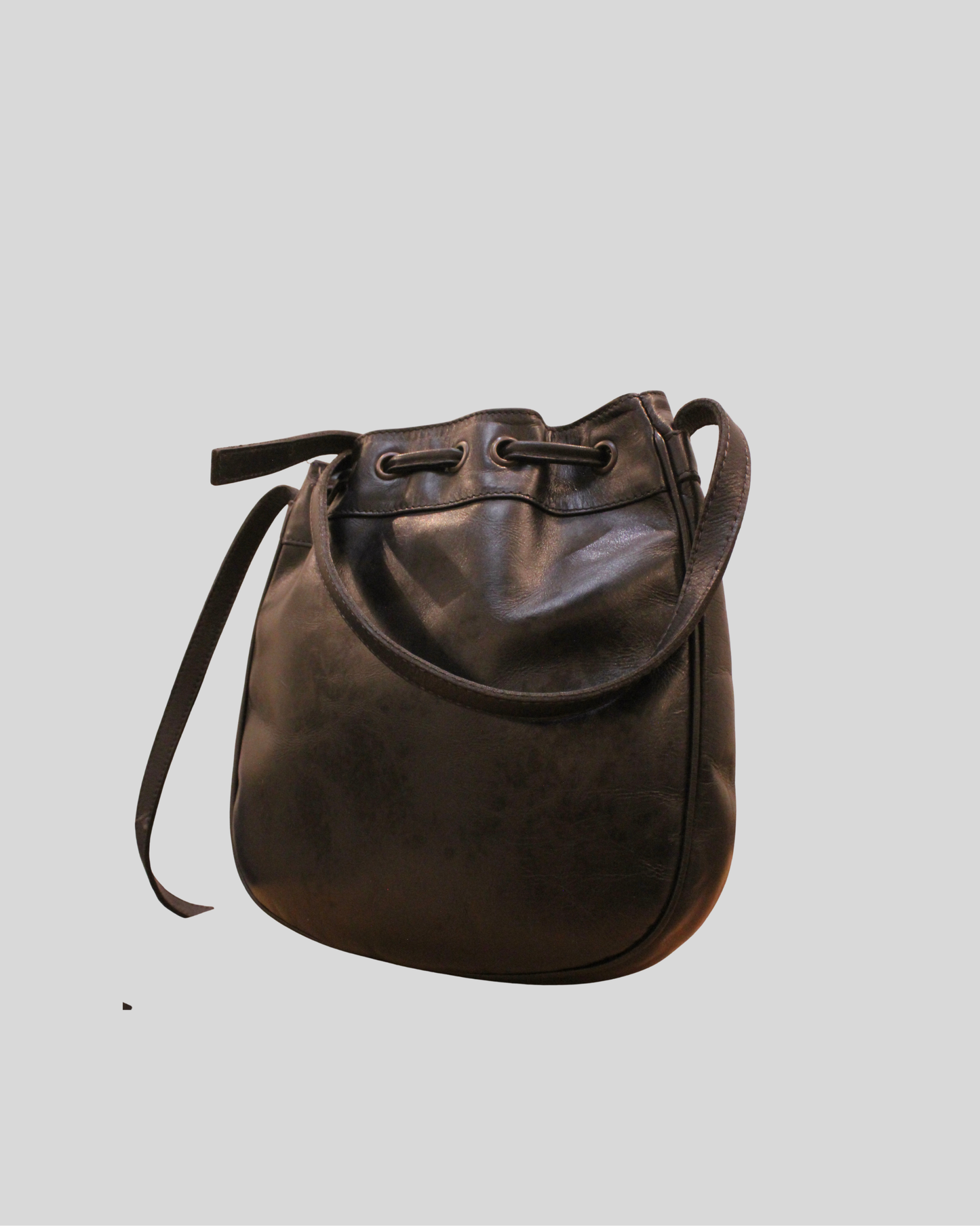 Sac seau Biasia noir en cuir véritable Made in Italy
