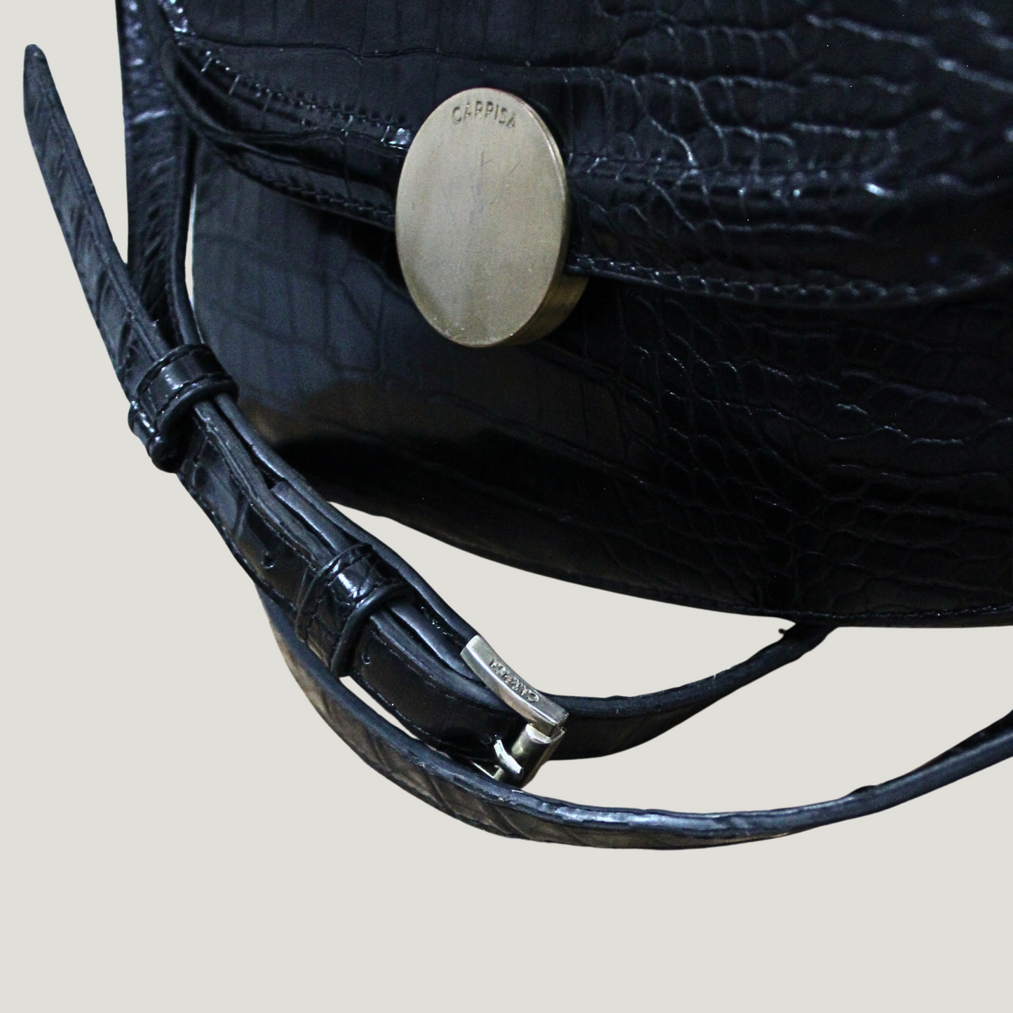 Carpisa Zelda Shoulder Bag