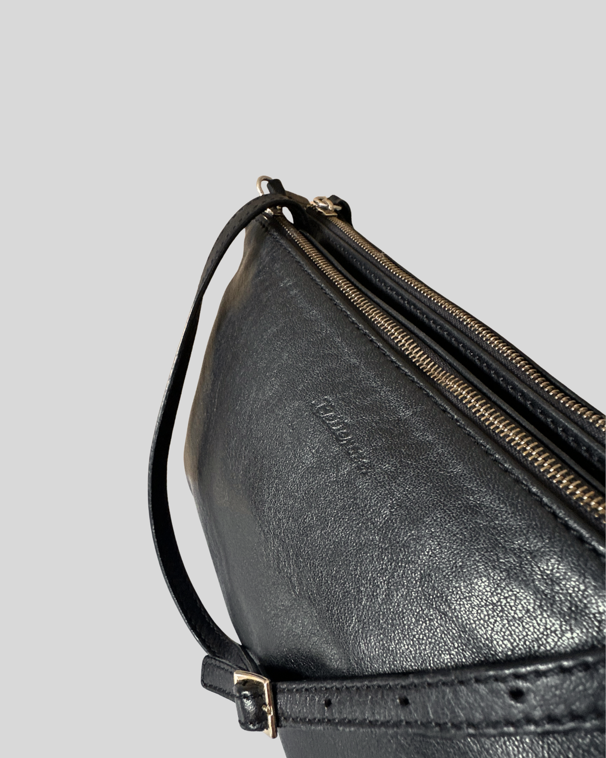🇧🇪 Bellerose – Sac bandoulière noir en cuir de veau – Made in Italy