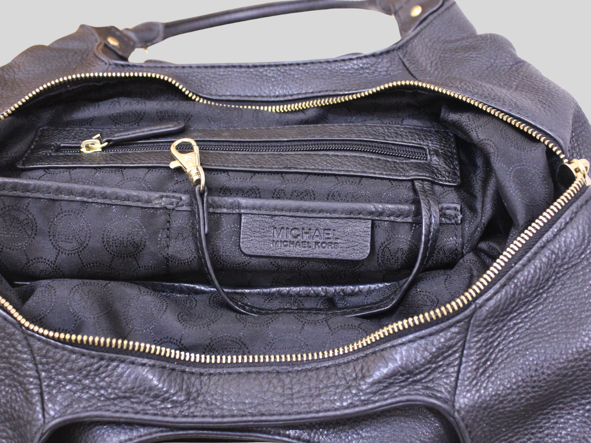 🇺🇸 Michael Kors Bedford – Grand sac hobo noir en cuir