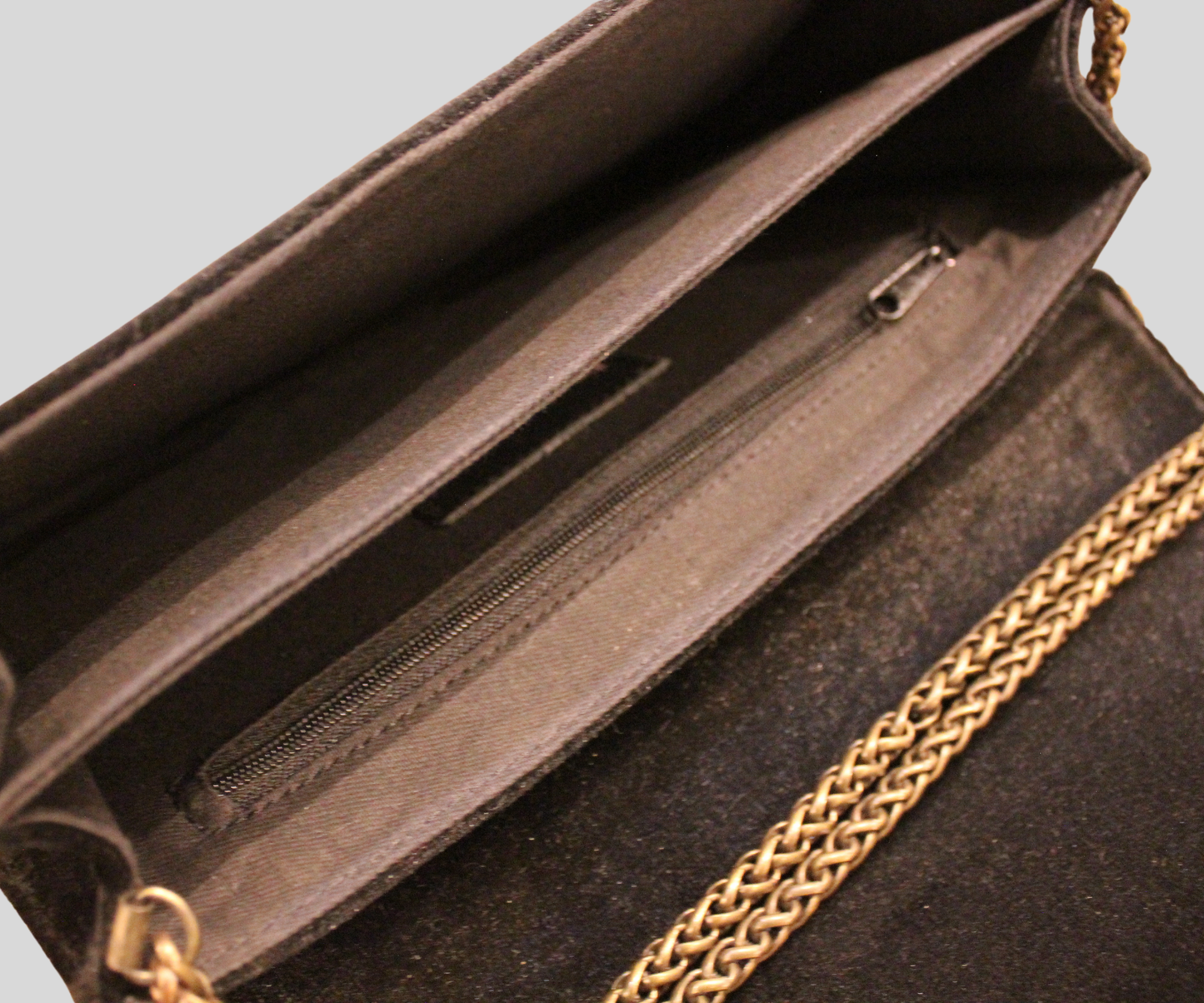 Pochette Tipe e Tacchi noire en daim et cuir Made in Italy