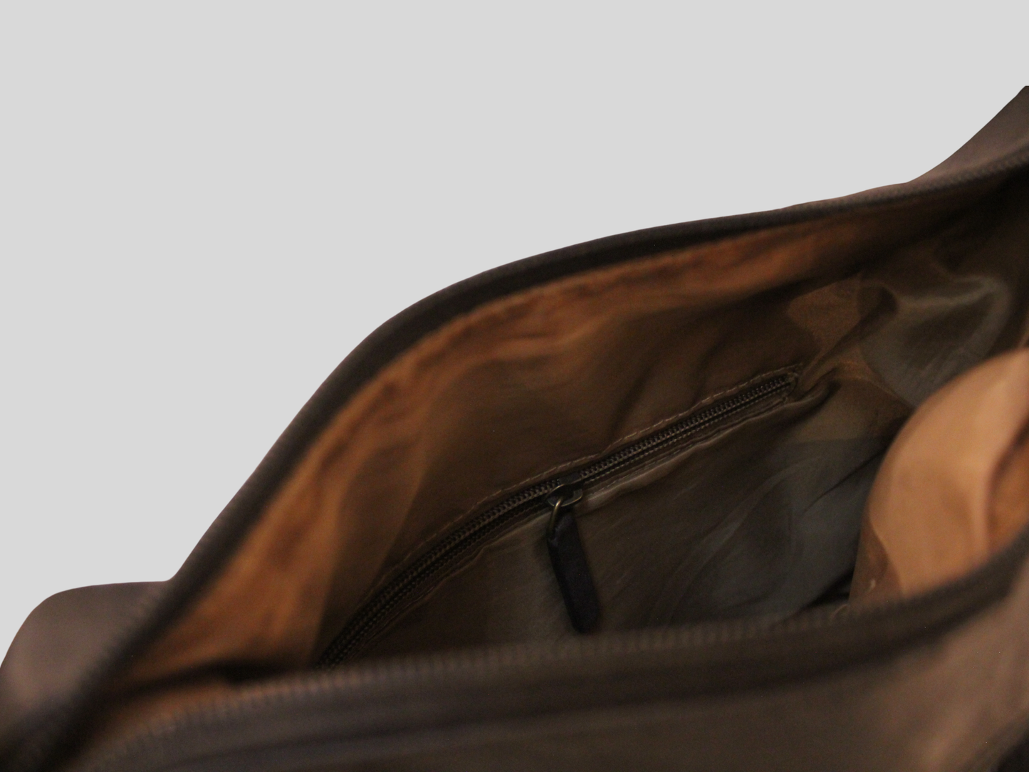 Sac à bandoulière matelassé gris