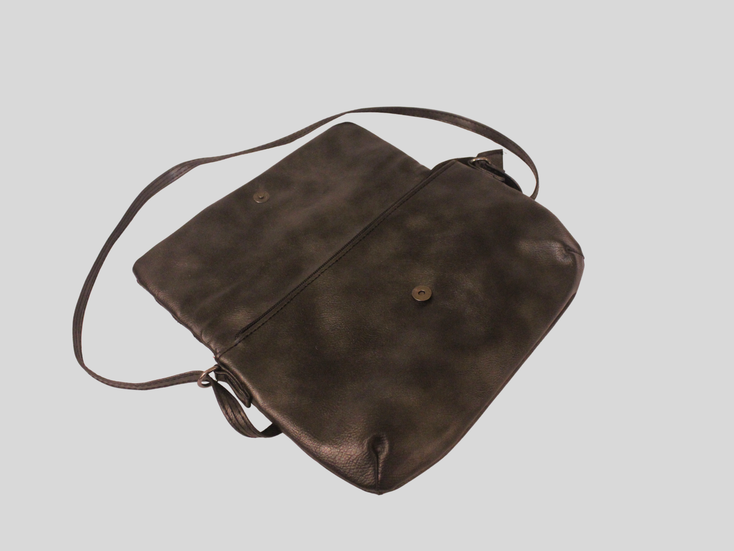 Sac à bandoulière gris foncé tressé