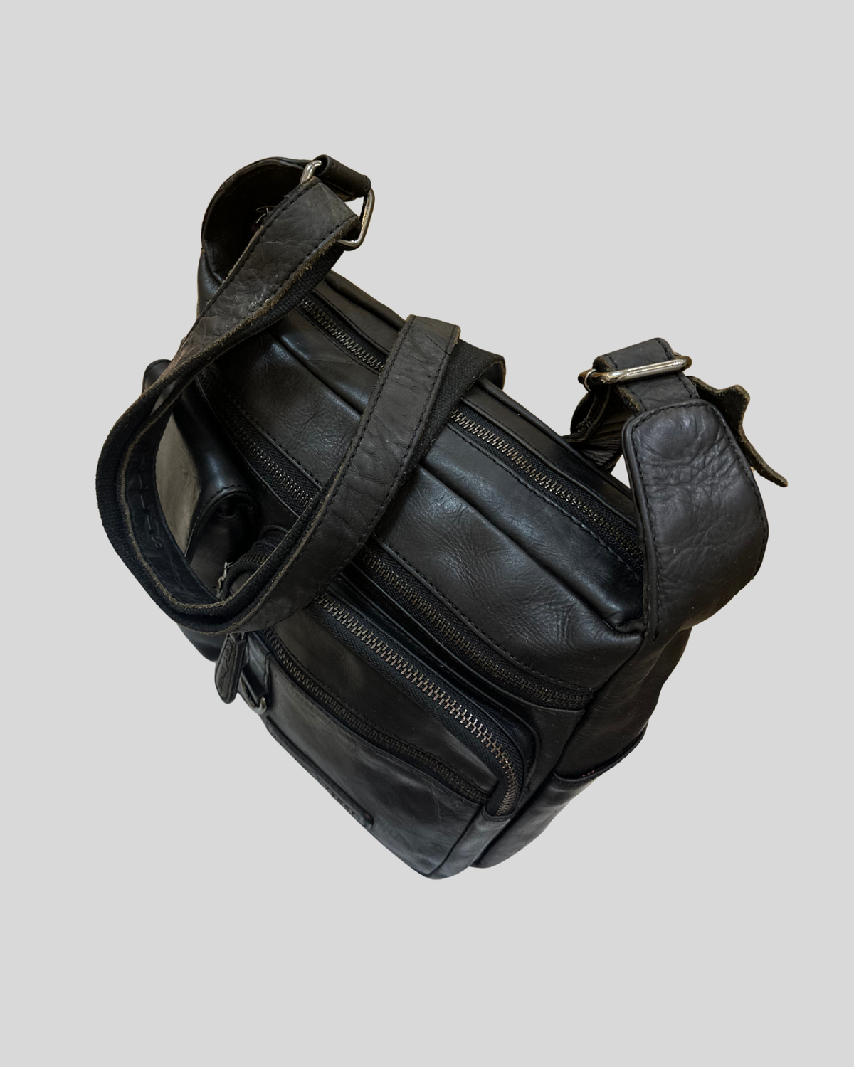 🇩🇪 Louis Wallis – Sac bandoulière noir multi-poches