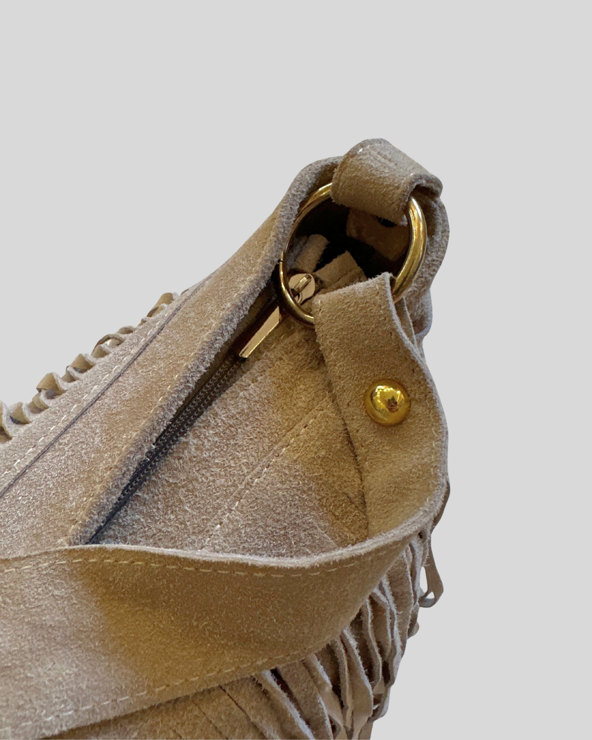 Sac épaule taupe à franges en daim véritable