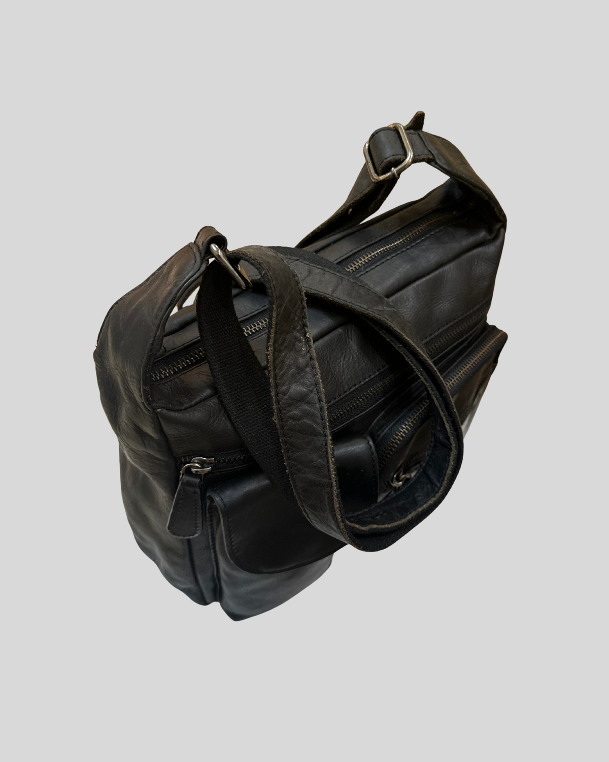 🇩🇪 Louis Wallis – Sac bandoulière noir multi-poches