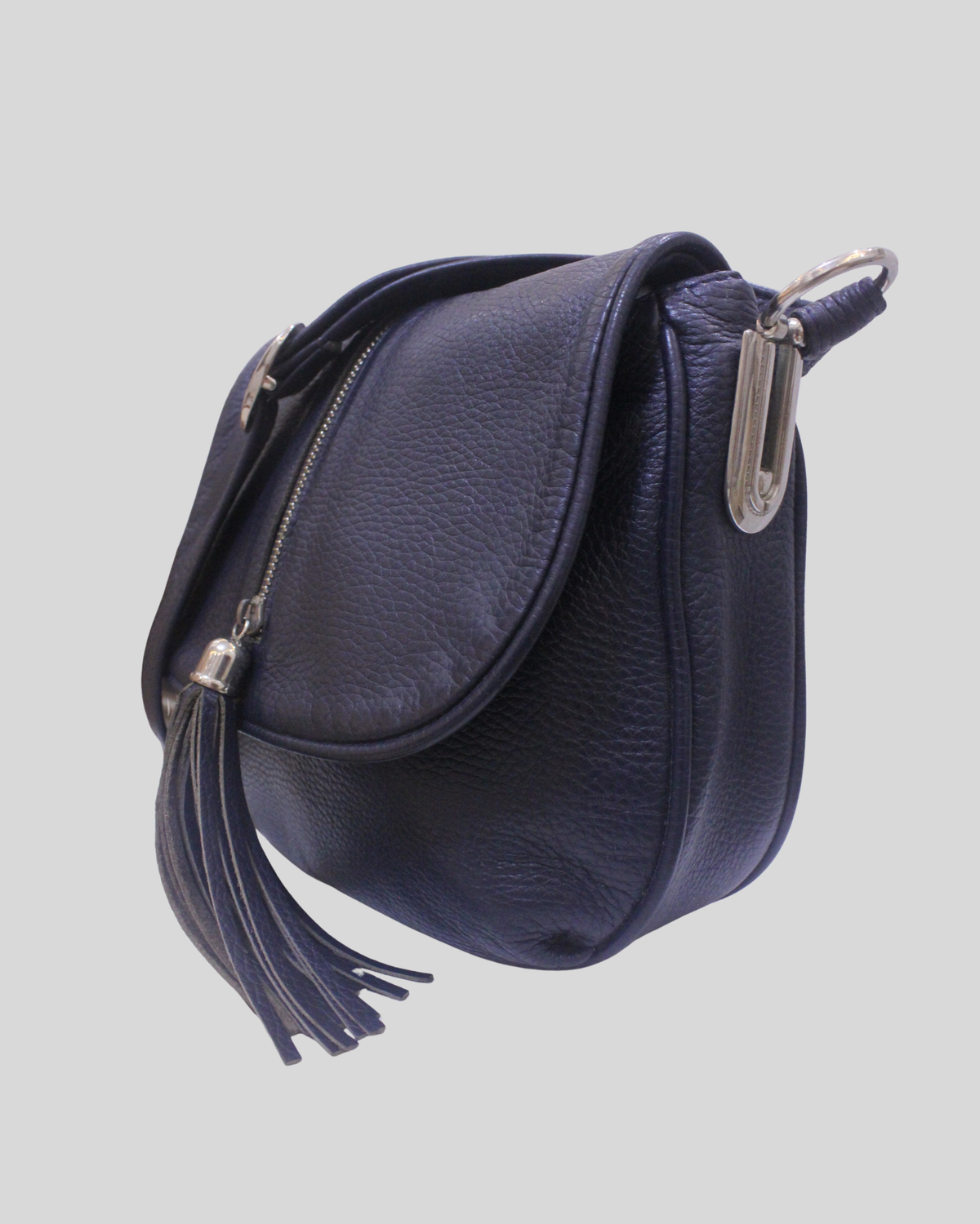 Sac bandoulière A. Valentino bleu nuit en cuir véritable à pompon