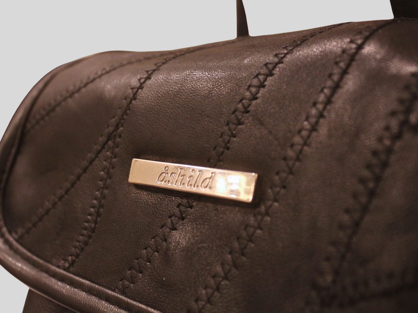 Sac à dos en cuir noir Åshild