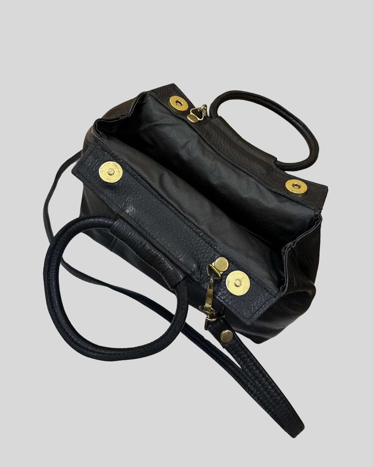 Sac à main noir en cuir véritable à poignées rondes et bandoulière amovible