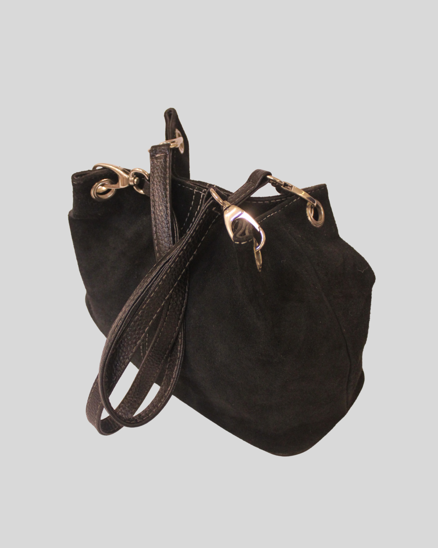Sac Cabas / Seau en Daim Noir – Surpiqûres Contrastées
