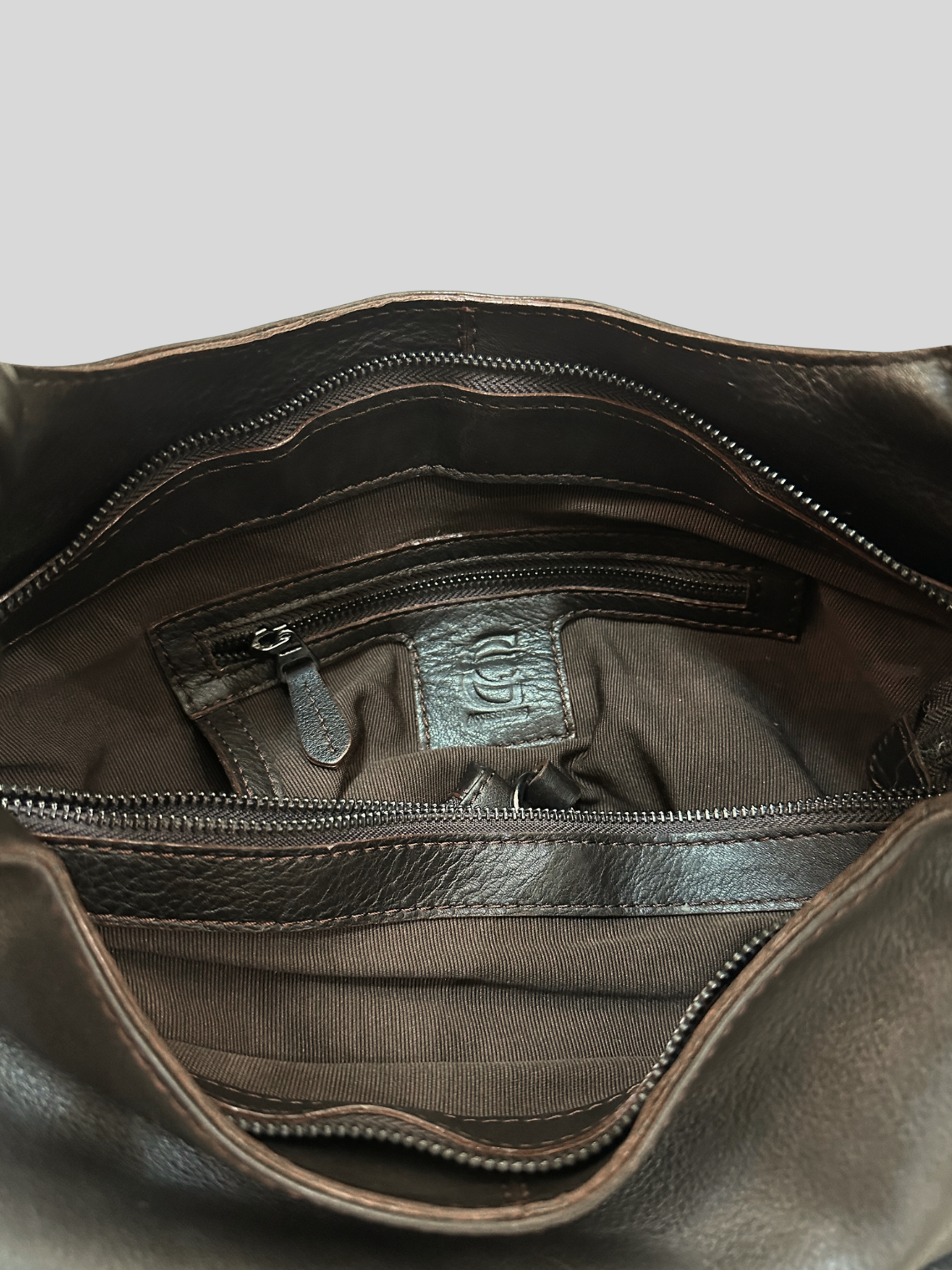 CG Accessories – Sac épaule marron foncé en cuir véritable avec pochette