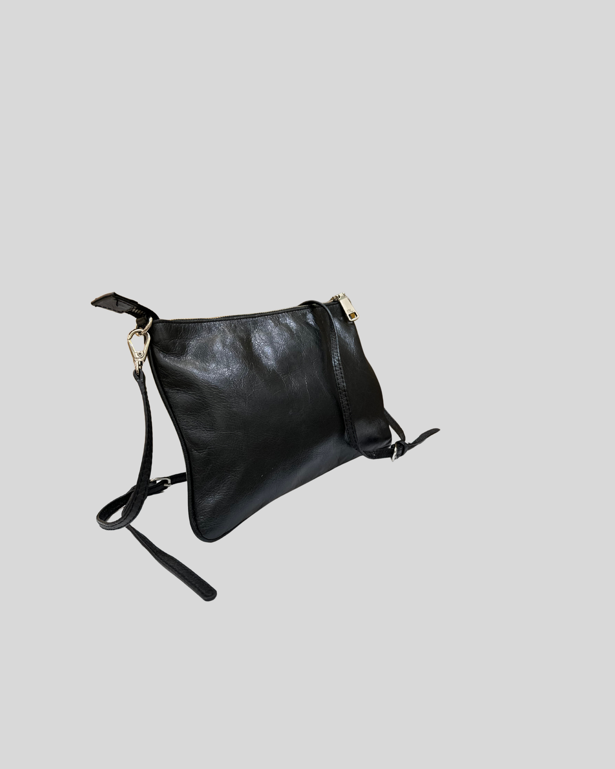 🇪🇸 Bimba y Lola – Sac bandoulière noir à plaque logo et poche zippée