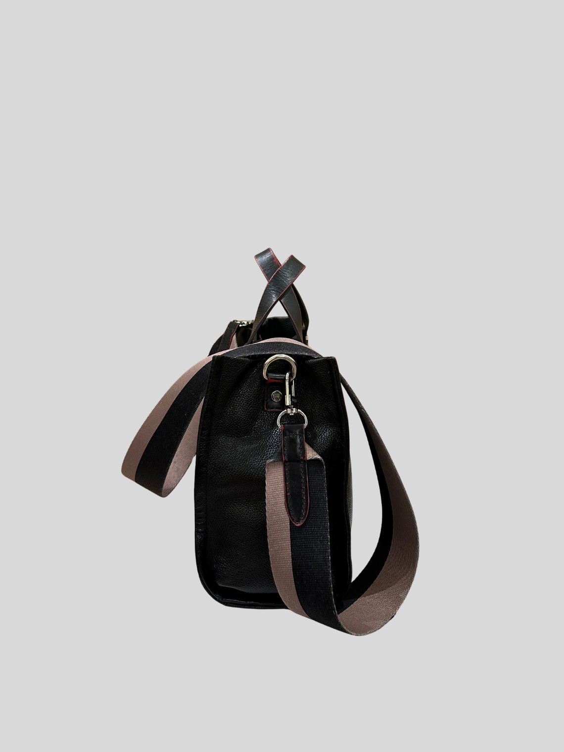 🇦🇷 Prüne Capri CPR10287 – Sac à main noir en cuir caprin véritable