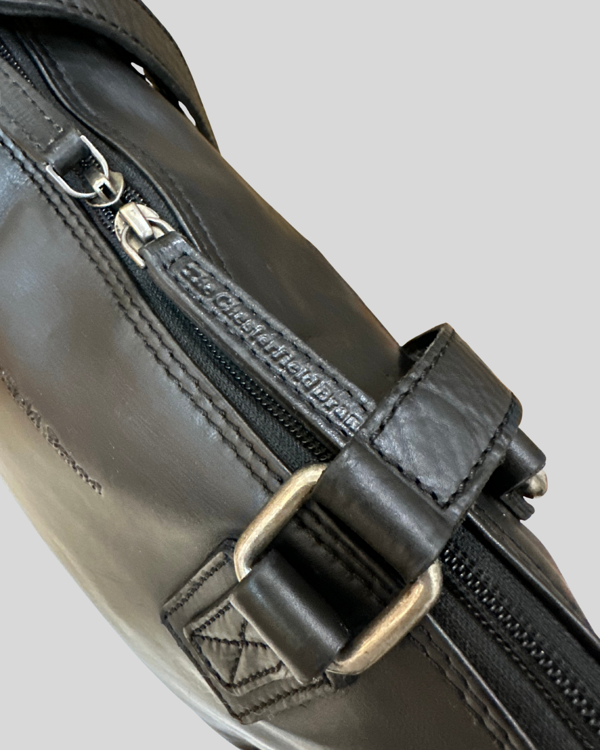 🇳🇱 The Chesterfield Brand – Flint noir en cuir véritable