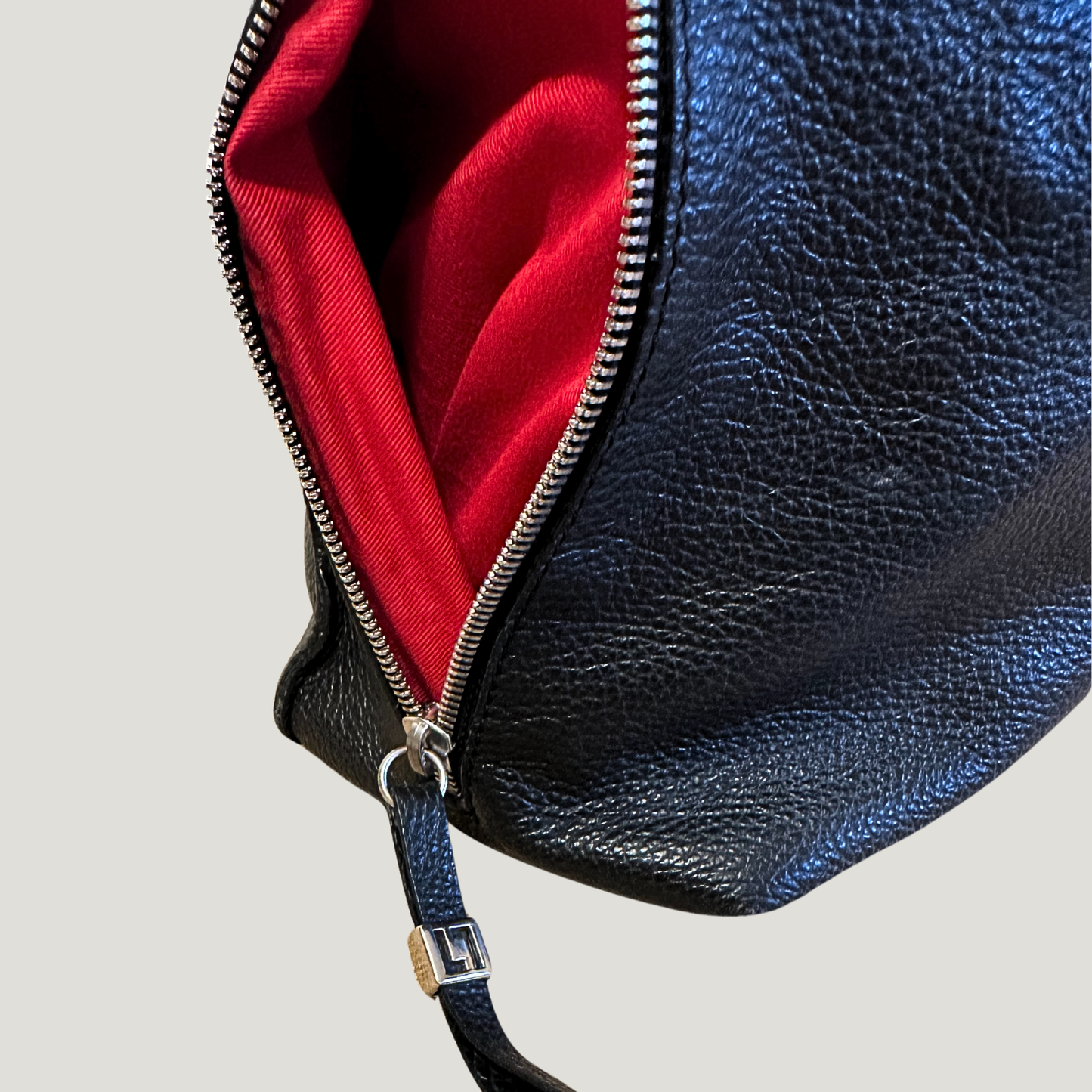 Loristella shoulder bag