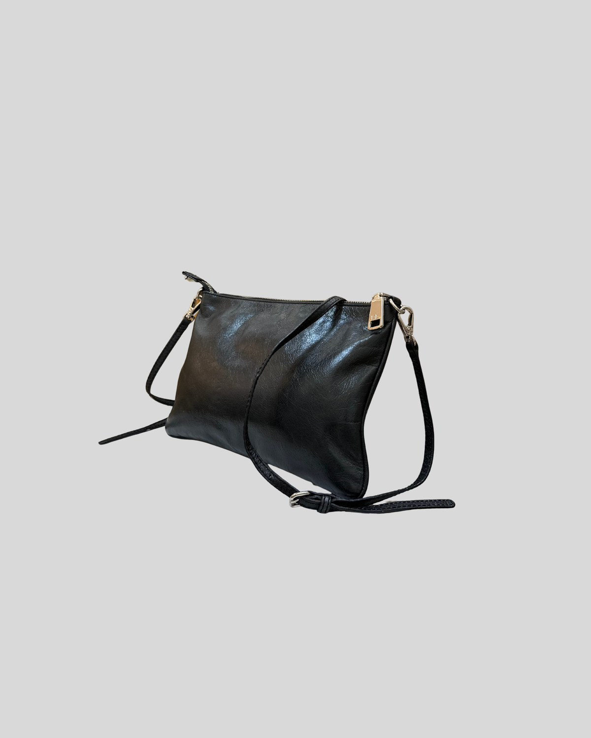 🇪🇸 Bimba y Lola – Sac bandoulière noir à plaque logo et poche zippée