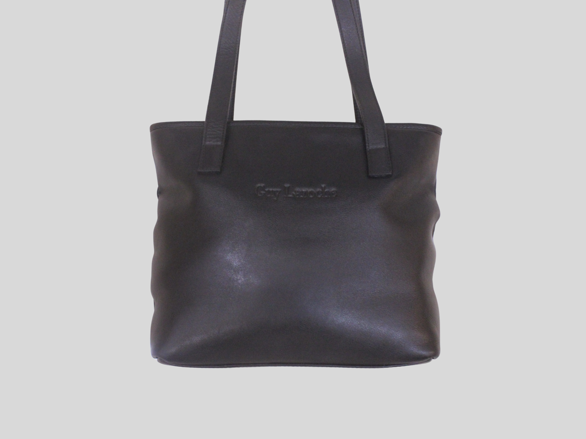 Sac Guy Laroche noir souple à porter épaule