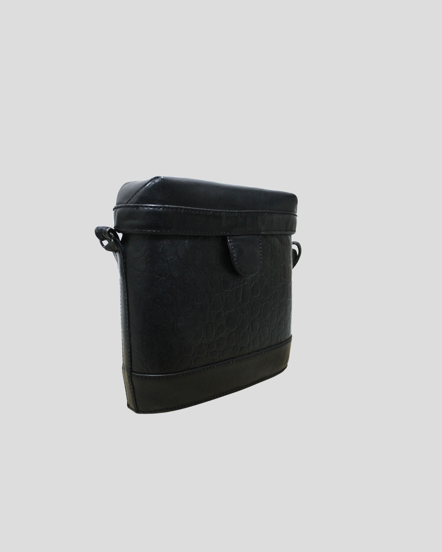 Sac seau Sybilla en cuir – Fabriqué au Brésil