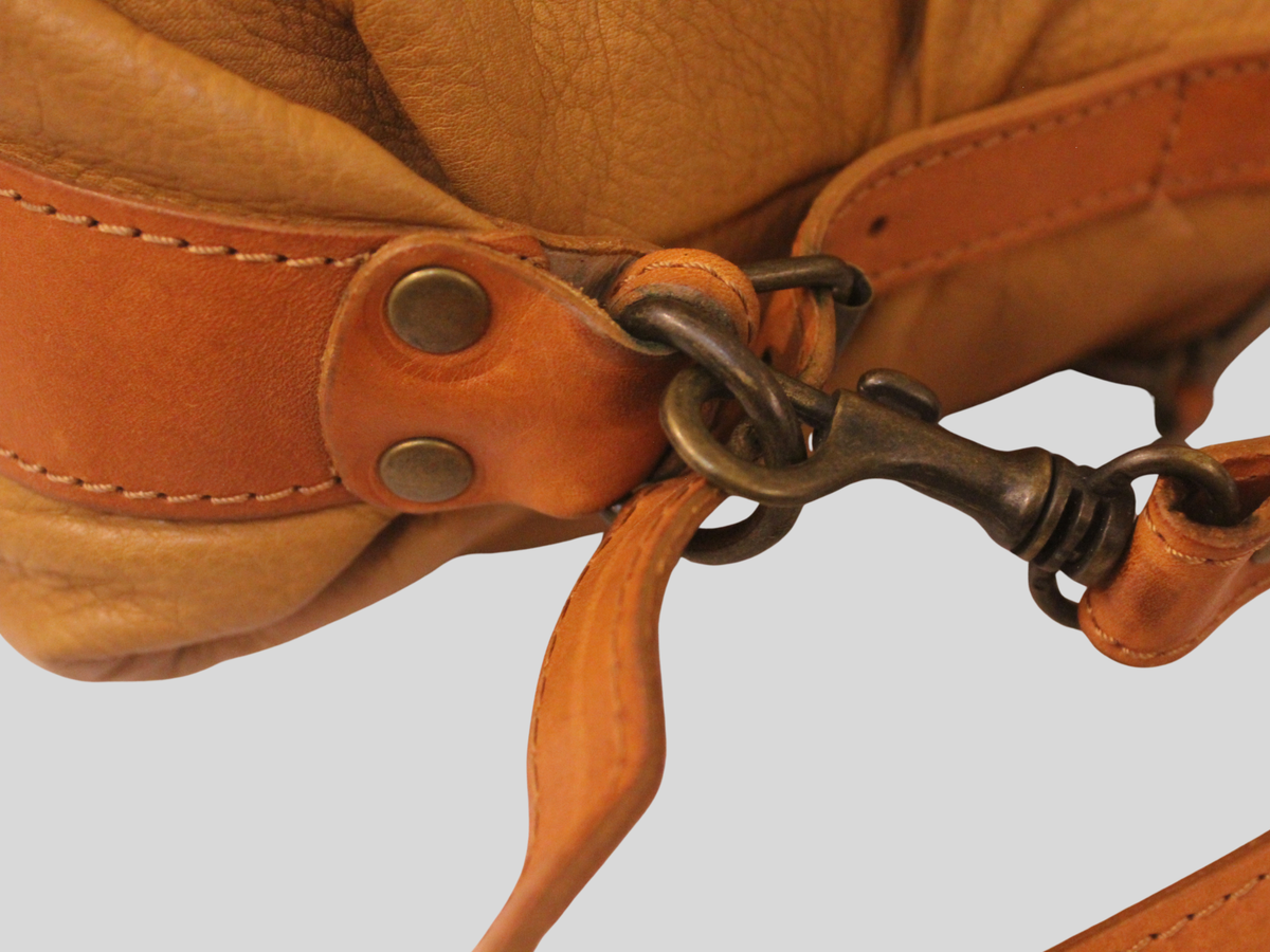 Sac convertible bicolore beige et camel en cuir véritable