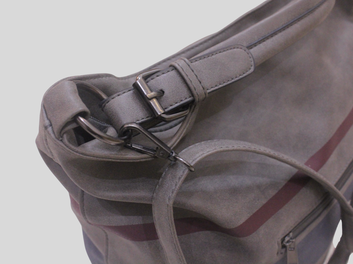 Sac épaule gris à rayures bleu marine et bordeaux – double porté