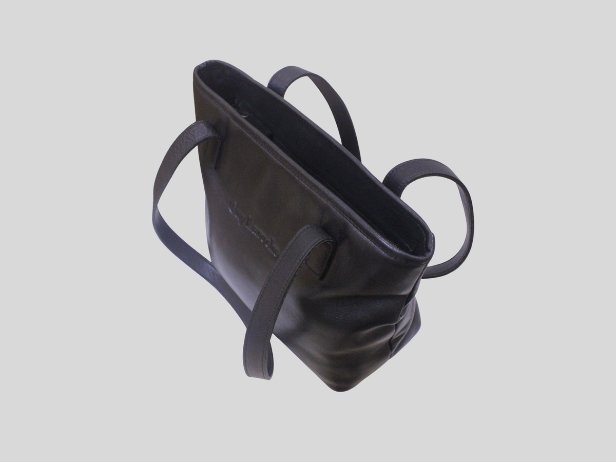 Sac Guy Laroche noir souple à porter épaule