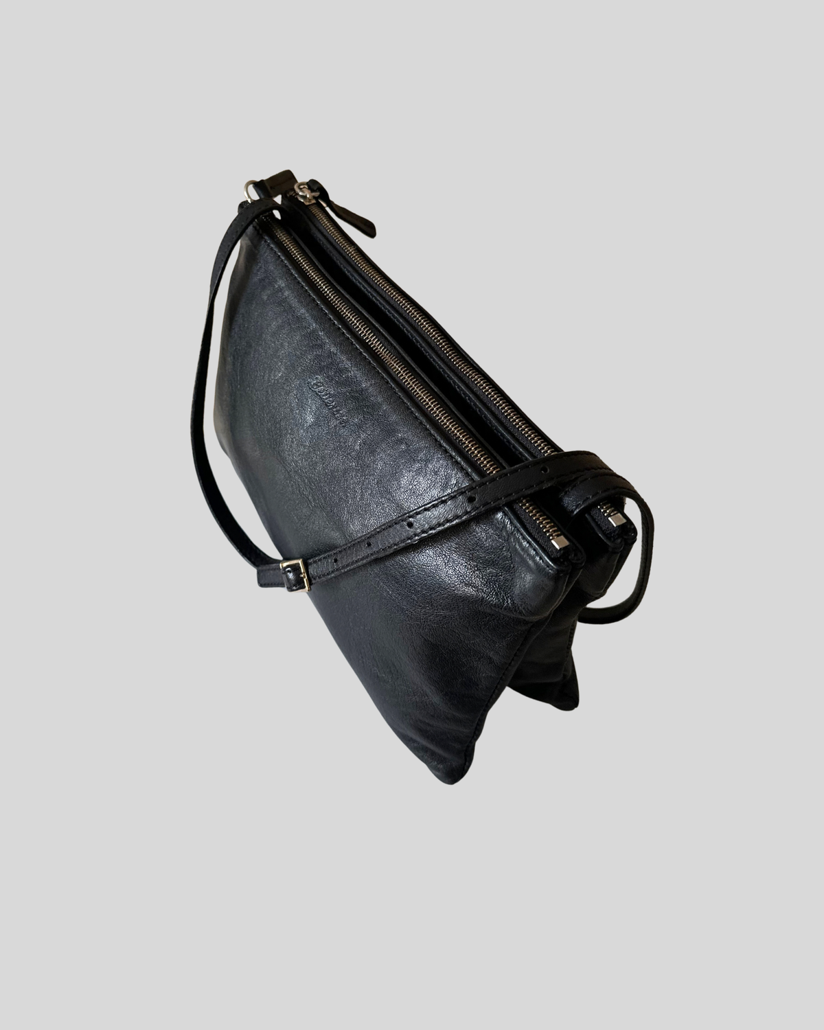 🇧🇪 Bellerose – Sac bandoulière noir en cuir de veau – Made in Italy