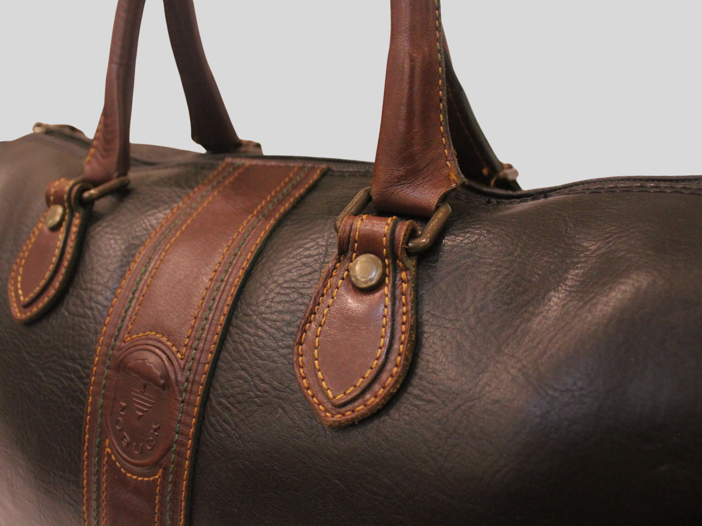 Sac de Voyage Polochon en Cuir Vintage – Nobuck