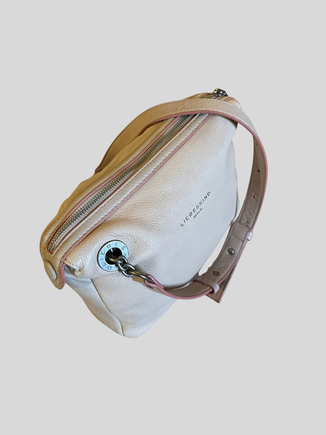 🇩🇪 Liebeskind Berlin – Sac bandoulière beige clair en cuir véritable à liserés roses