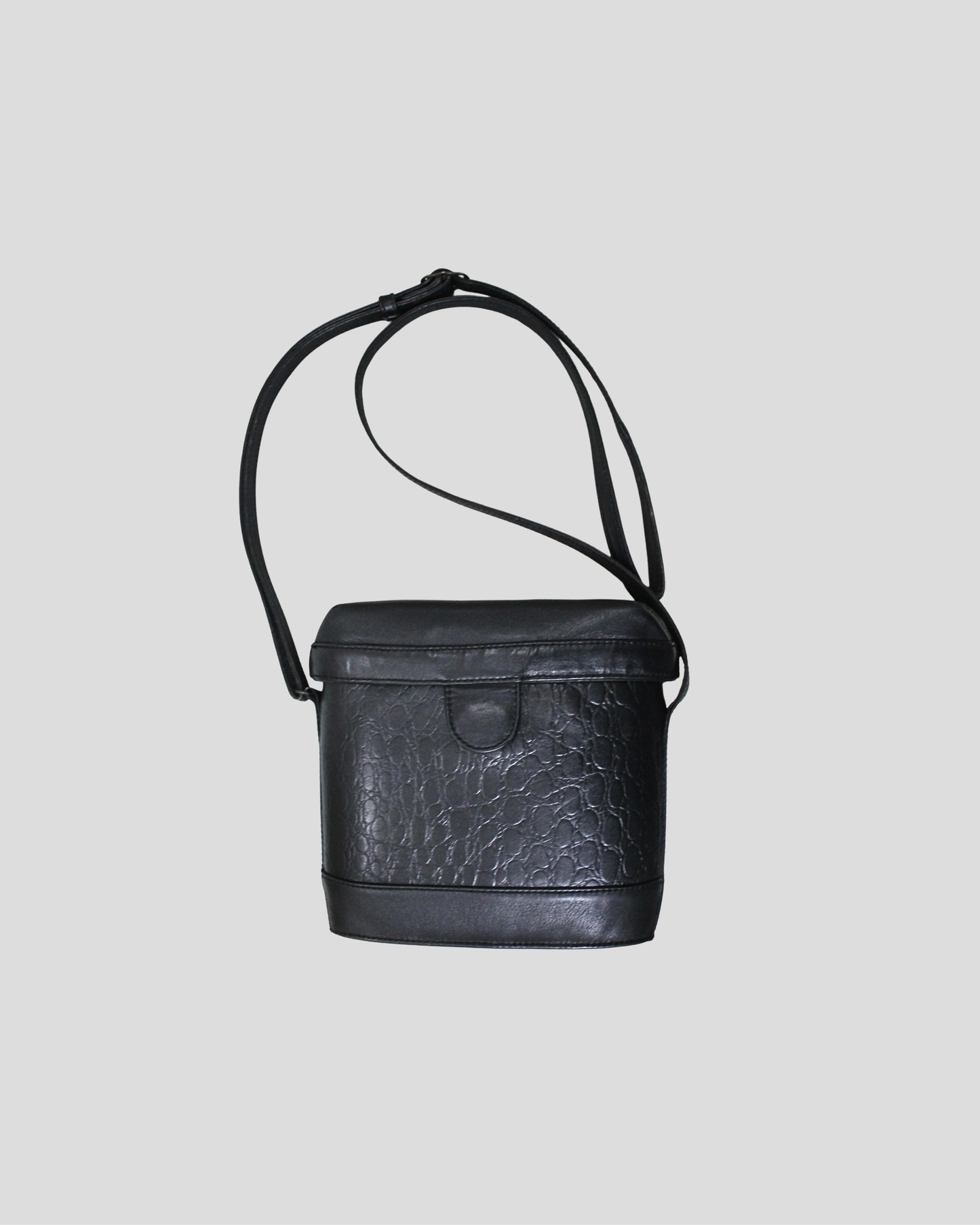 Sac seau Sybilla en cuir – Fabriqué au Brésil