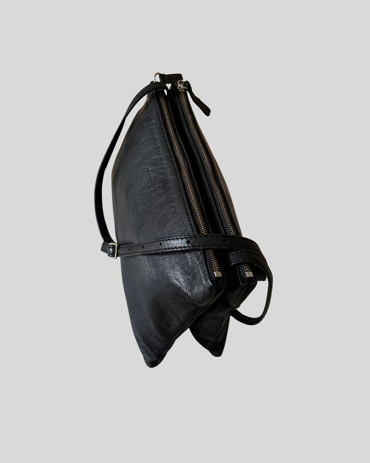 🇧🇪 Bellerose – Sac bandoulière noir en cuir de veau – Made in Italy