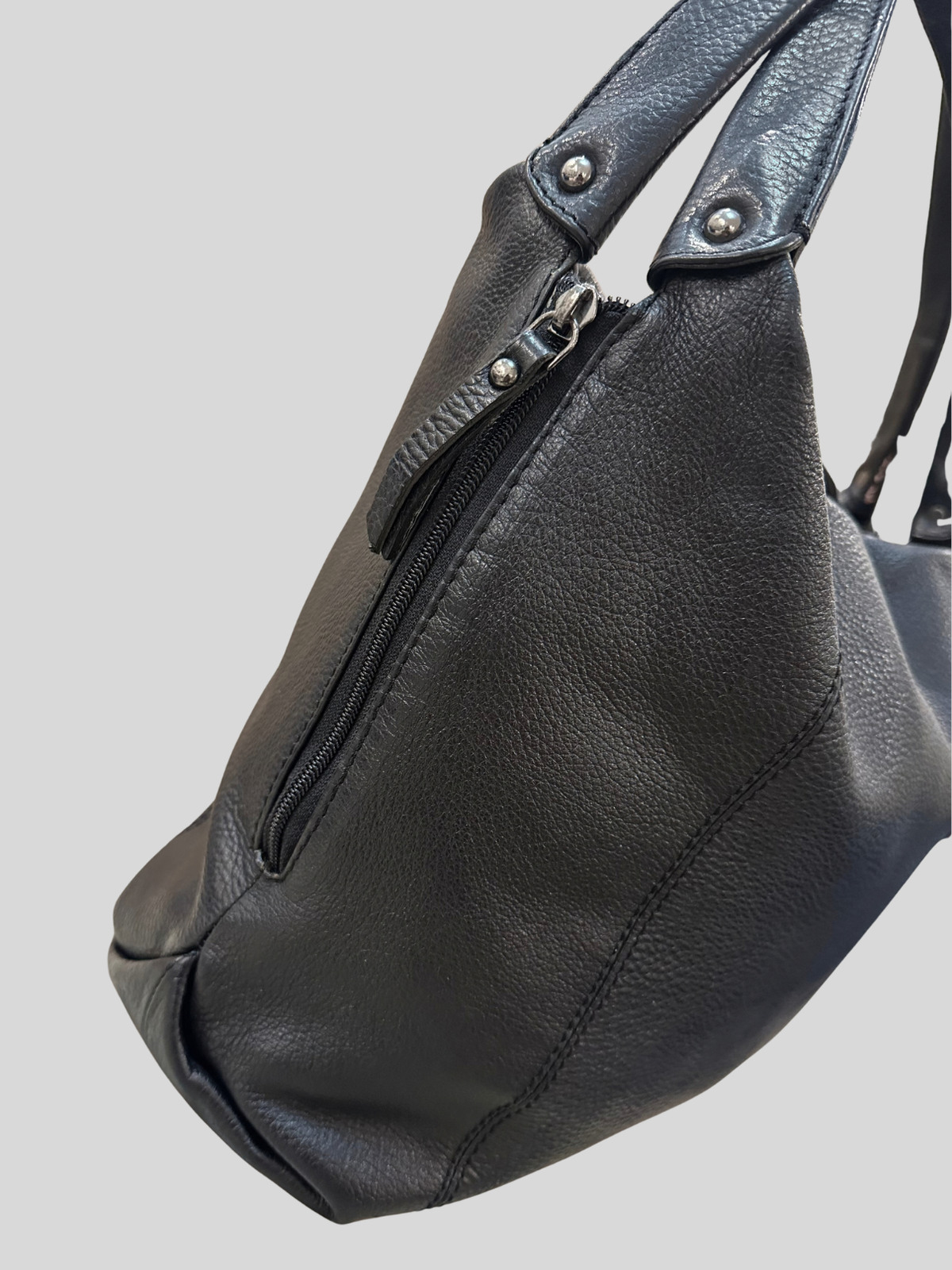 🇧🇪 Belluga – Sac à main noir en cuir véritable